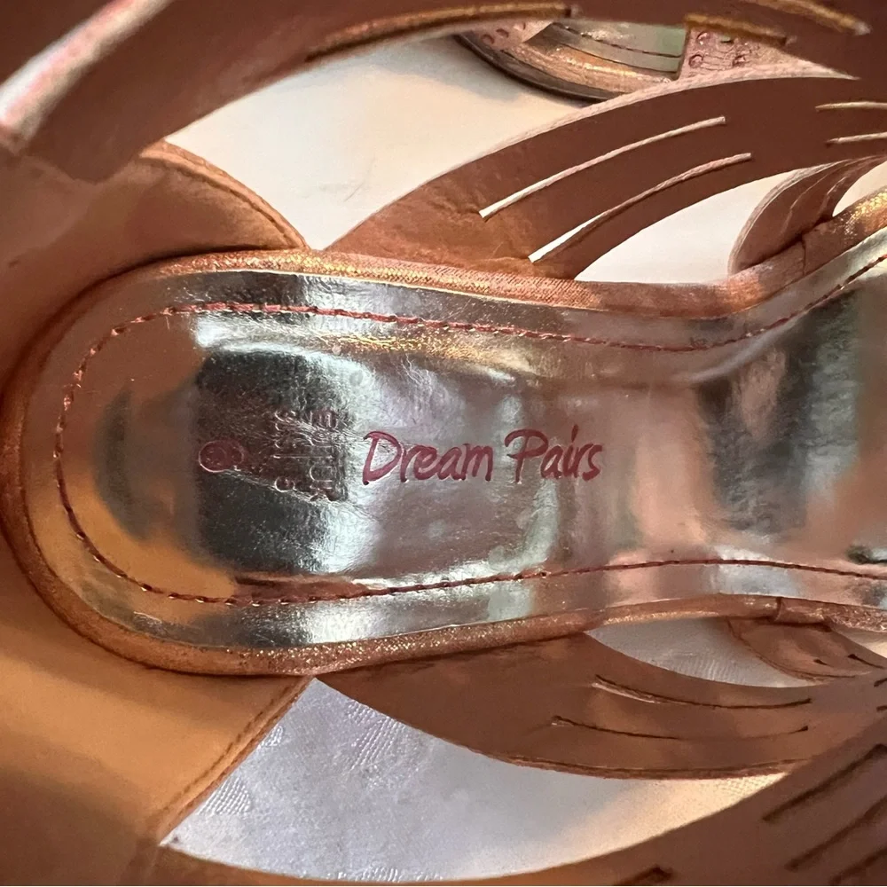 Girls Dress Shoes Low Heel Rhinestone Dance Wedding Pink Rose Gold Size 6 Girls